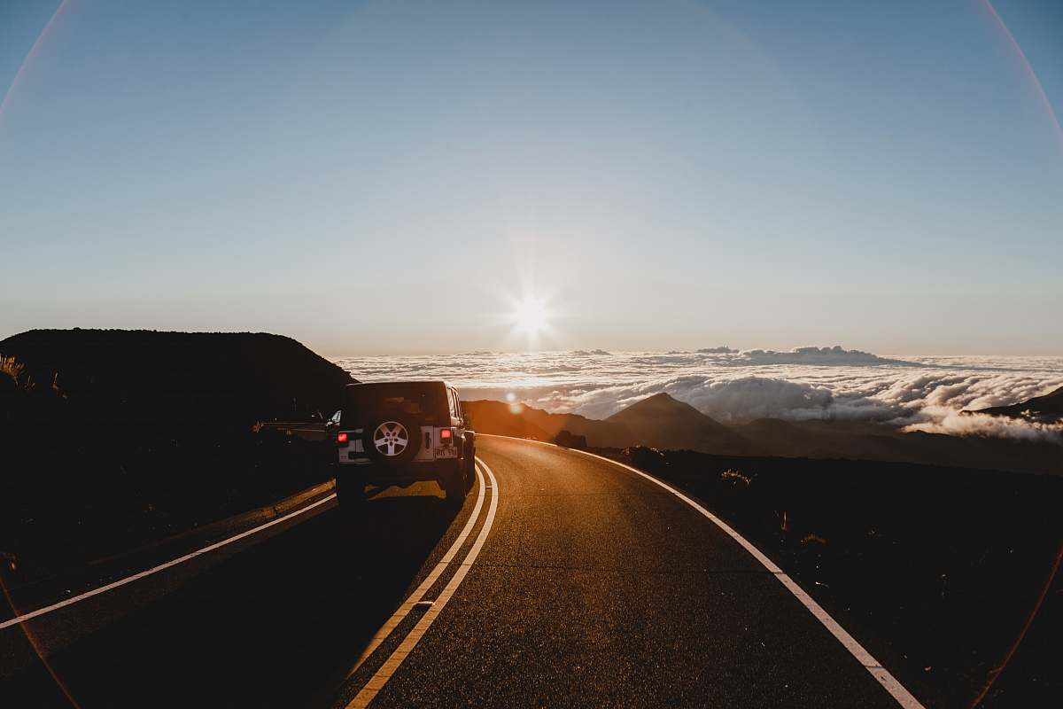 road SUV passing road haleakalā national park